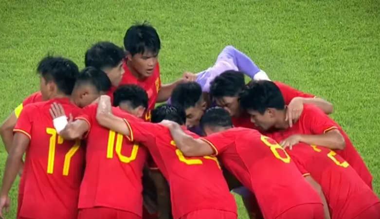 乐鱼体育APP下载地址-CCTV5直播！中国队冲2连胜，宋凯督战，胡荷韬放狠话，目标10-0