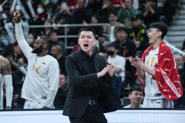 辽宁迎来最佳卫冕机会 放眼四强已无对手？